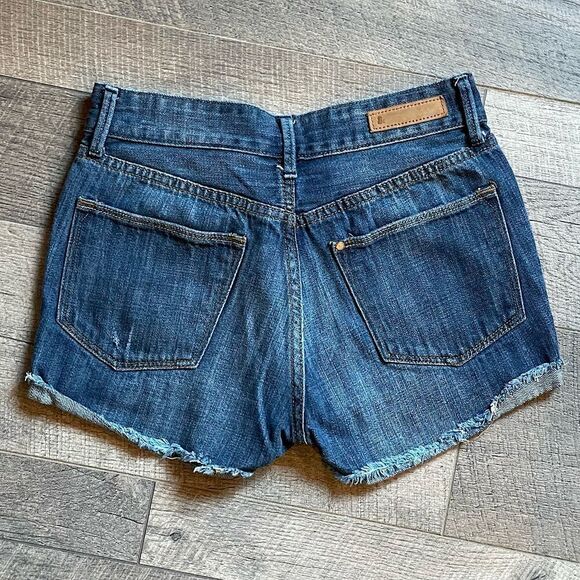 H&M, Medium/Dark-Wash, Slightly Distressed, Hemmed Jean Shorts. Size 2. - Picture 2 of 4